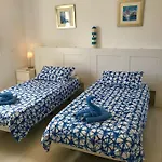 Blackrock Blancas Villa *